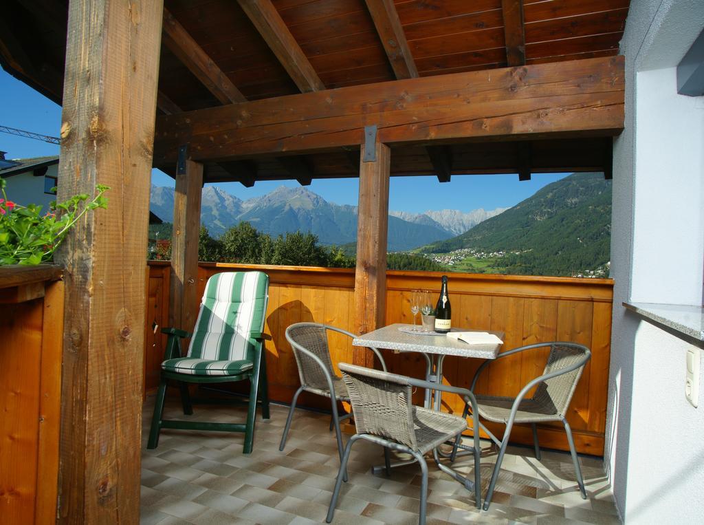 Albeinelerhof Apartment Arzl im Pitztal Room photo